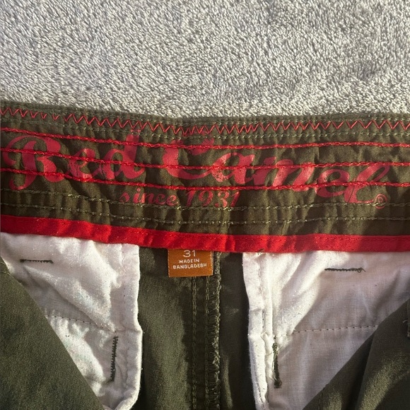 Red Camel cargo shorts size 31. Color dark green. Like New - Picture 2 of 5